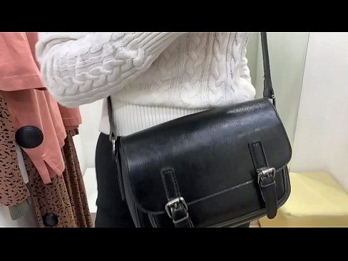 ❤️ Фитинг бөлмөсүндө жаш канчык FeralBerryди дилдо менен коомдук мастурбациялоо ❤️❌ Порно ky.fuxporn-com.ru ❌️